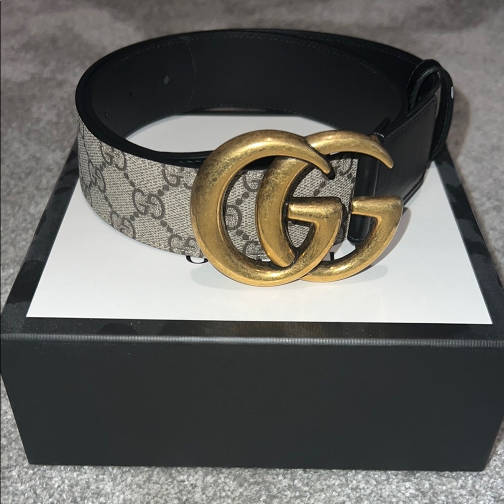 Gucci Black and Gold Belt